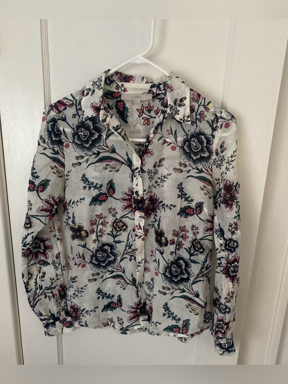 Ann Taylor LOFT Women’s Floral Blouse